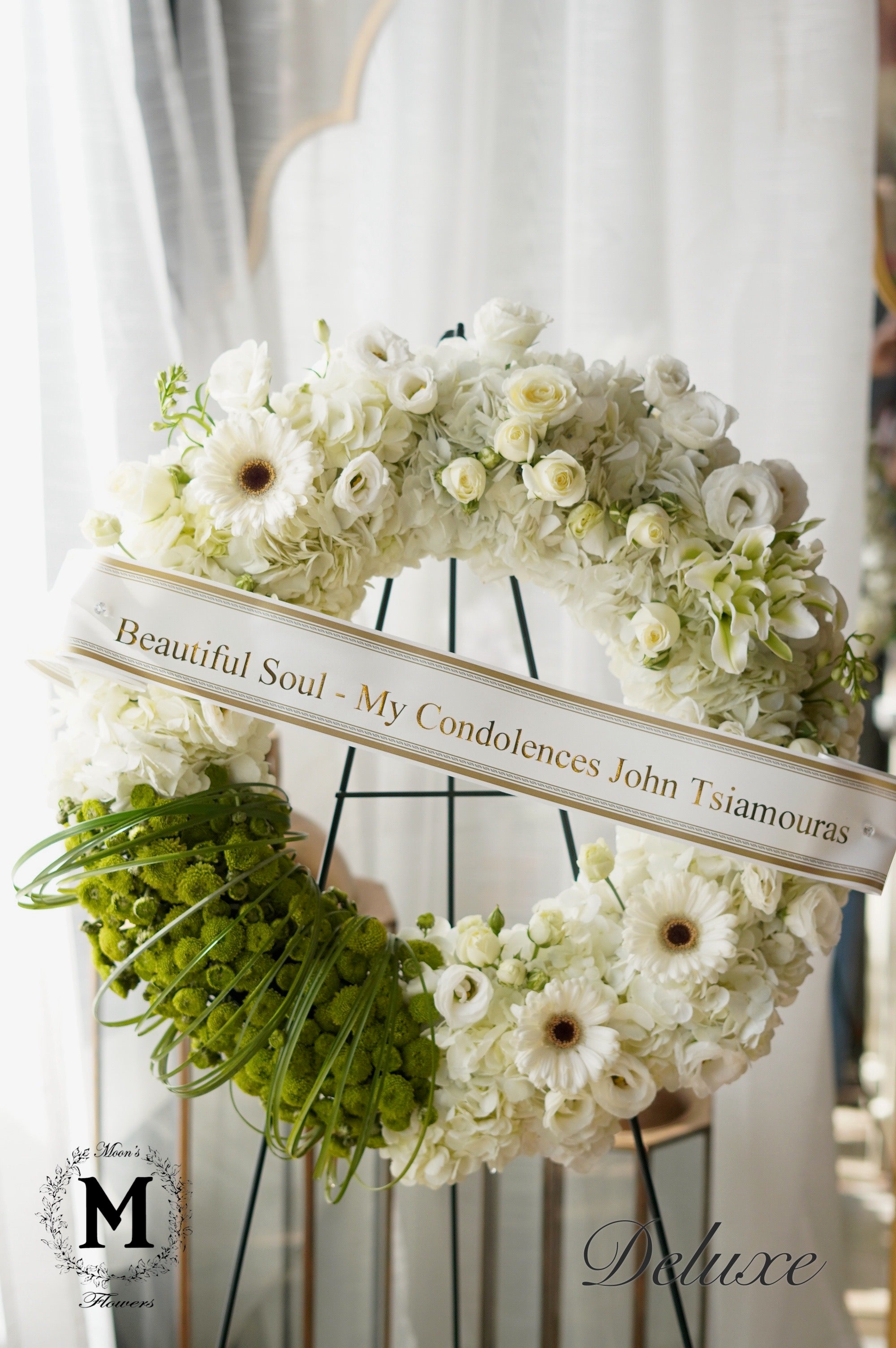 Round Condolences Wreath