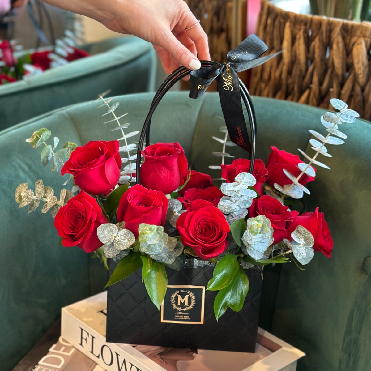 12roses_1.jpg