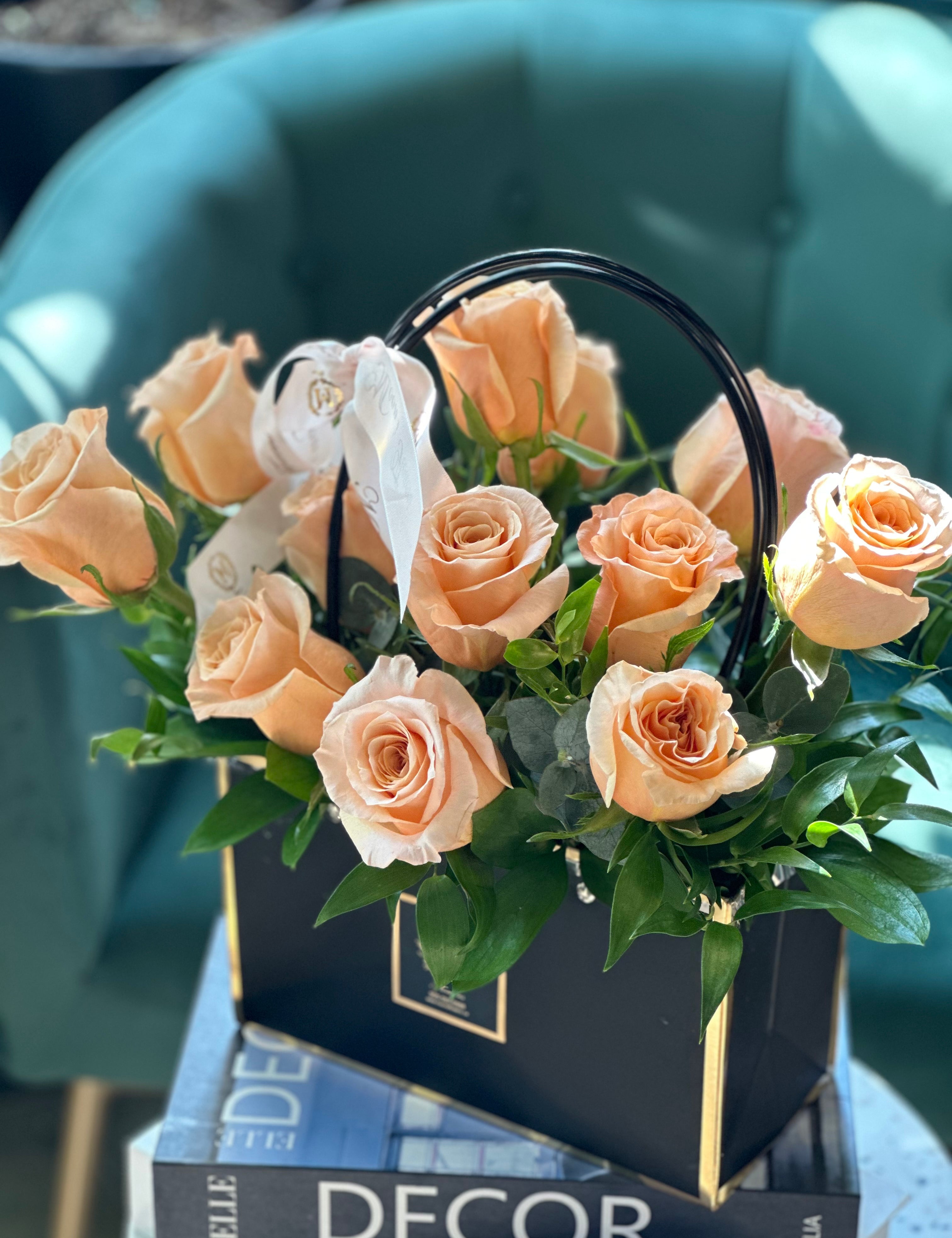 MOTHER'S DAY  - 12 Roses-Basket of love