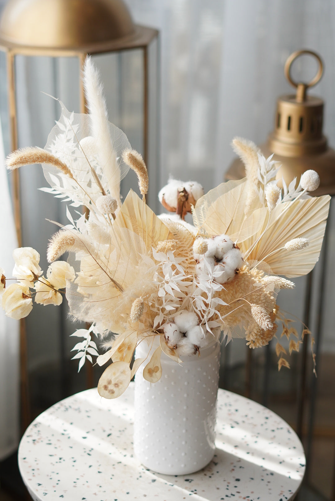 Natural Dried Flowers Arrangement