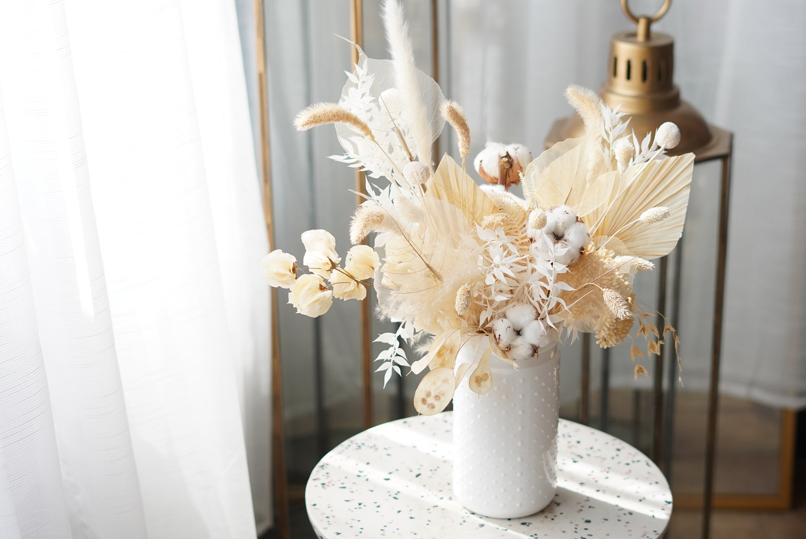 Natural Dried Flowers Arrangement