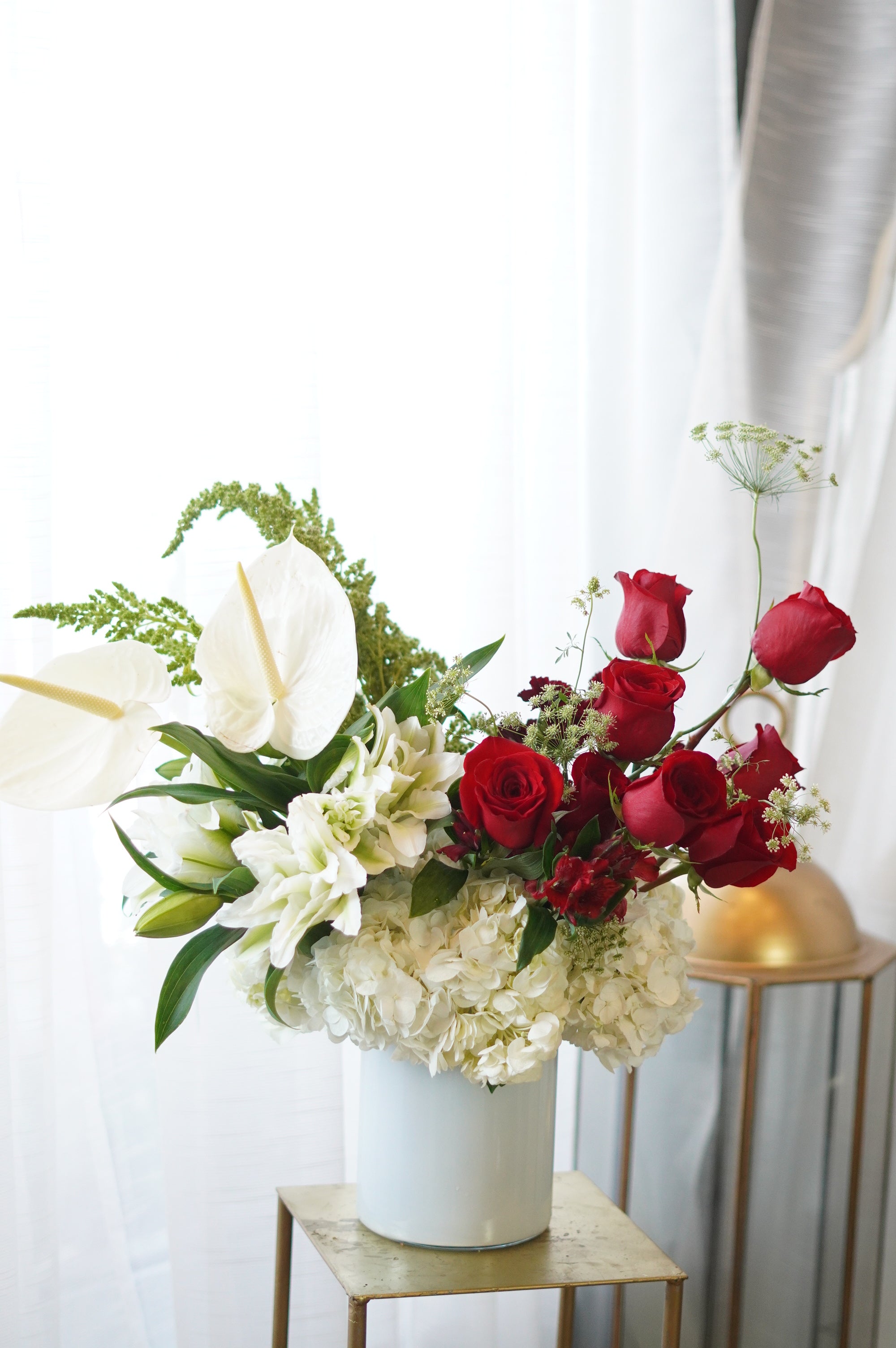 White&Red Sympathy arrangement