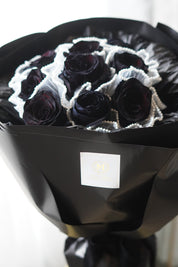 Midnight Pearl Rose Bouquet (With 10 Black roses)