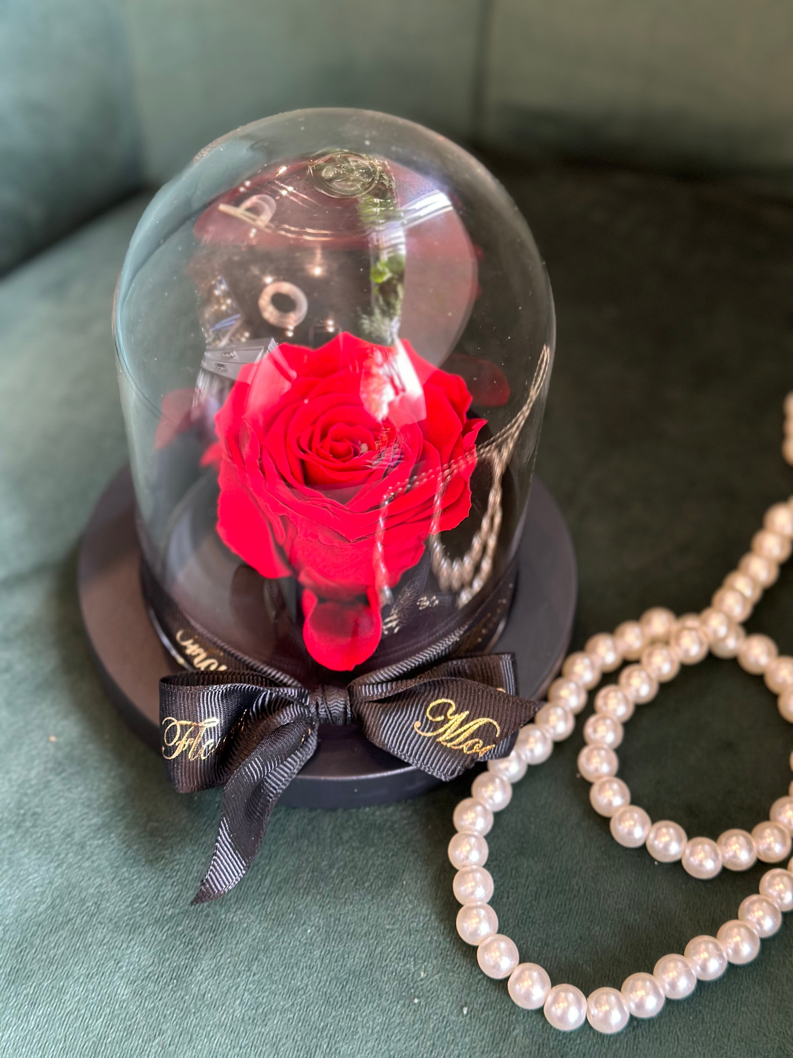 MOTHER'S DAY - preserved flower in a glass dome