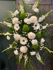 Funeral and condolences Standing spray