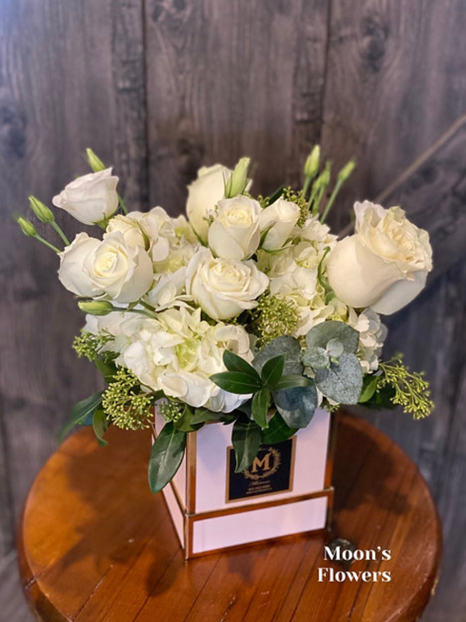 Valentine's Day- Pink Box Flowers
