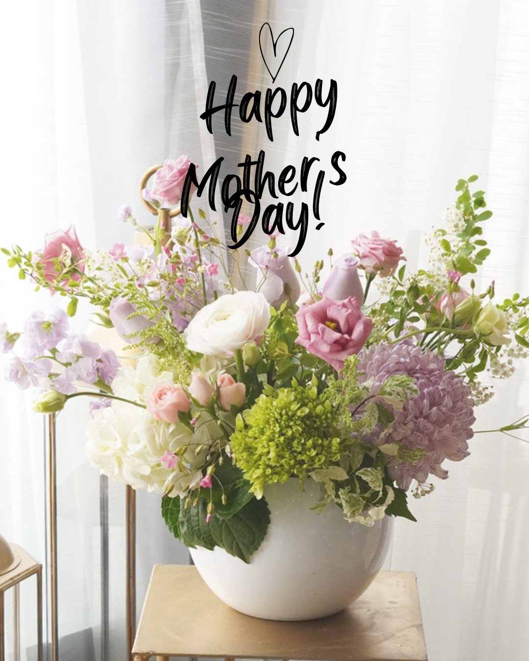 Why Choose Moon’s Flowers for Mother’s Day in Toronto & Oakville
