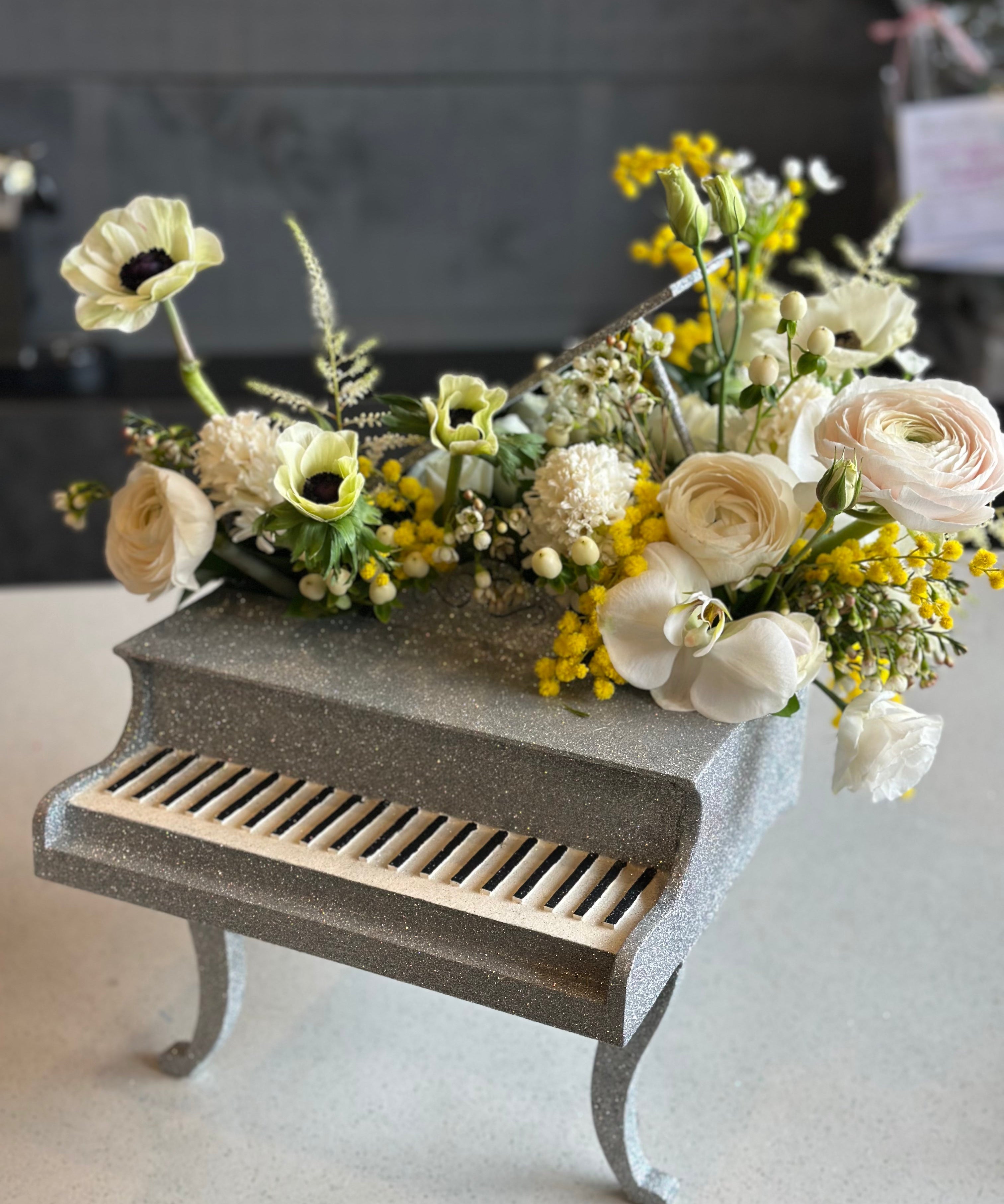 International Women’s Day Flower Delivery in Toronto & GTA