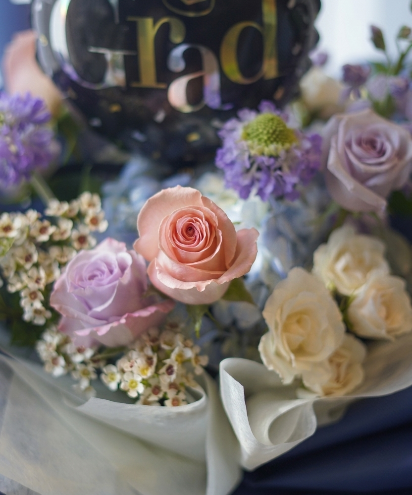 Beautifully Crafted Graduation Flowers | Same-Day Delivery in Oakville, Mississauga & Toronto