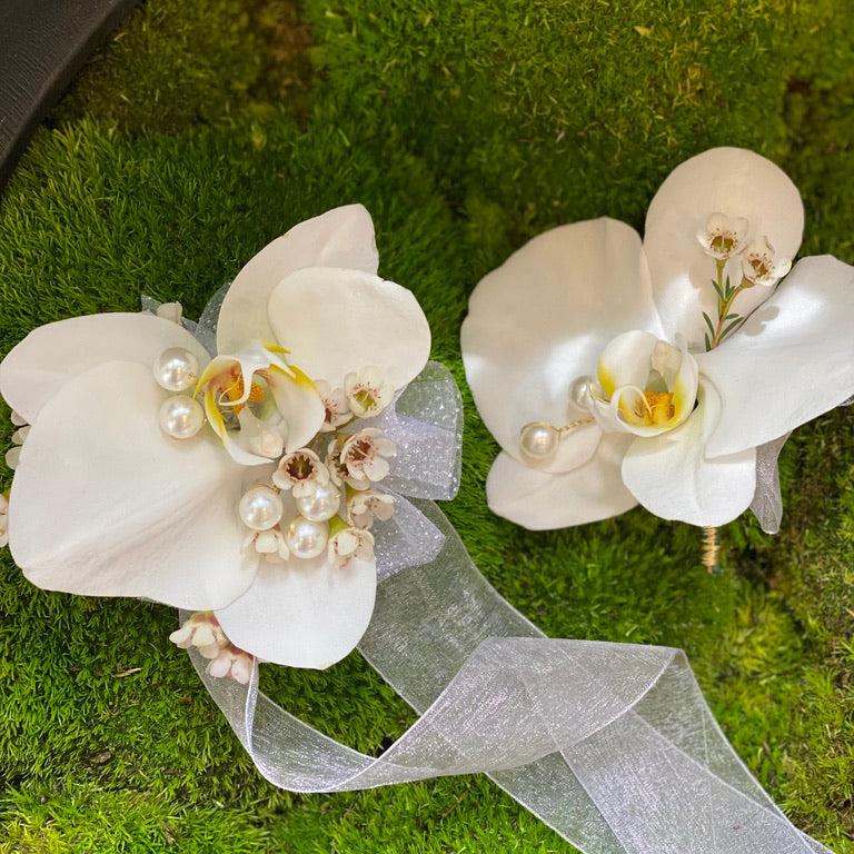 Boutonniere & Corsage