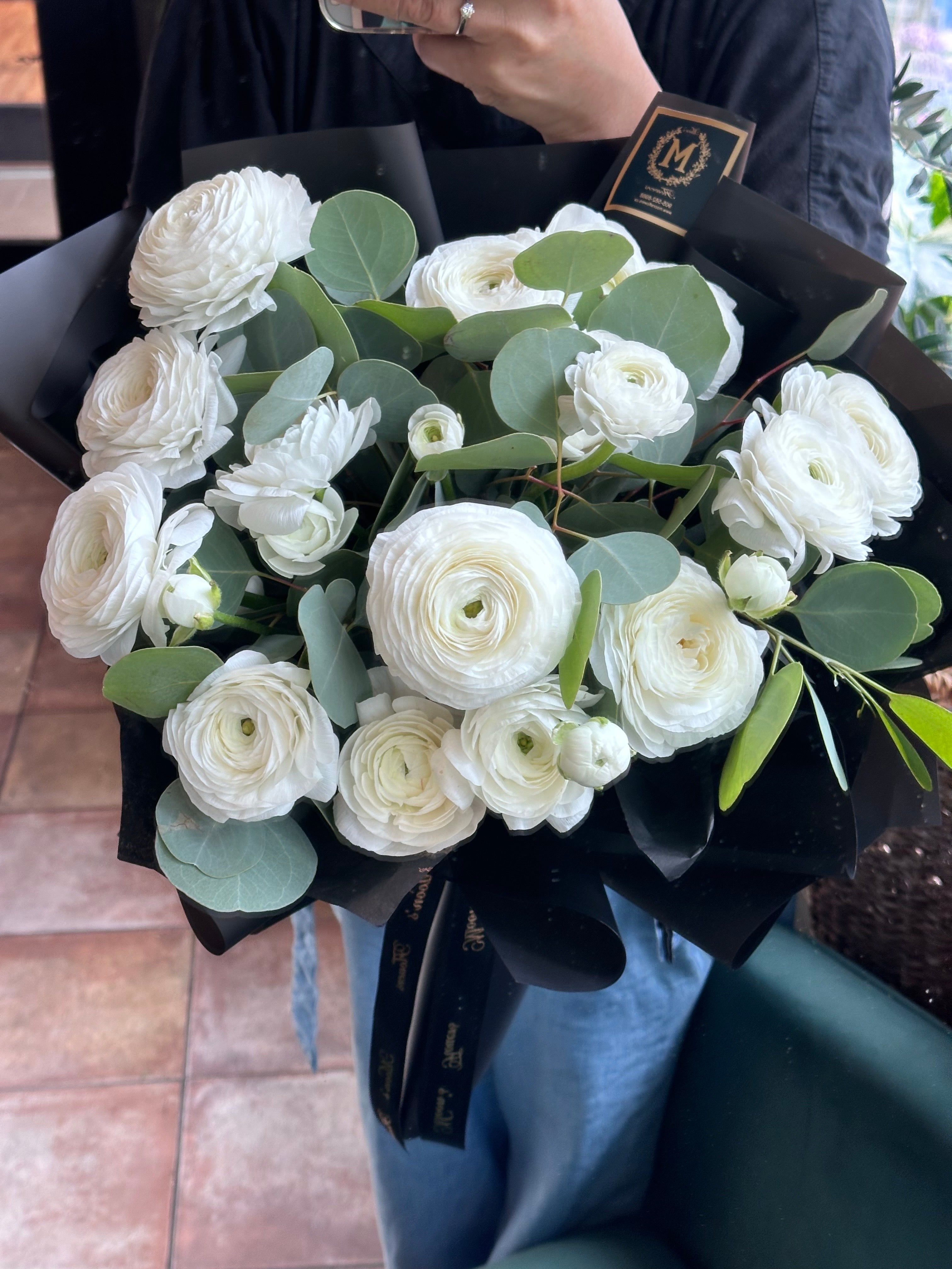 Valentine's Day-Ranunculus Bouquet