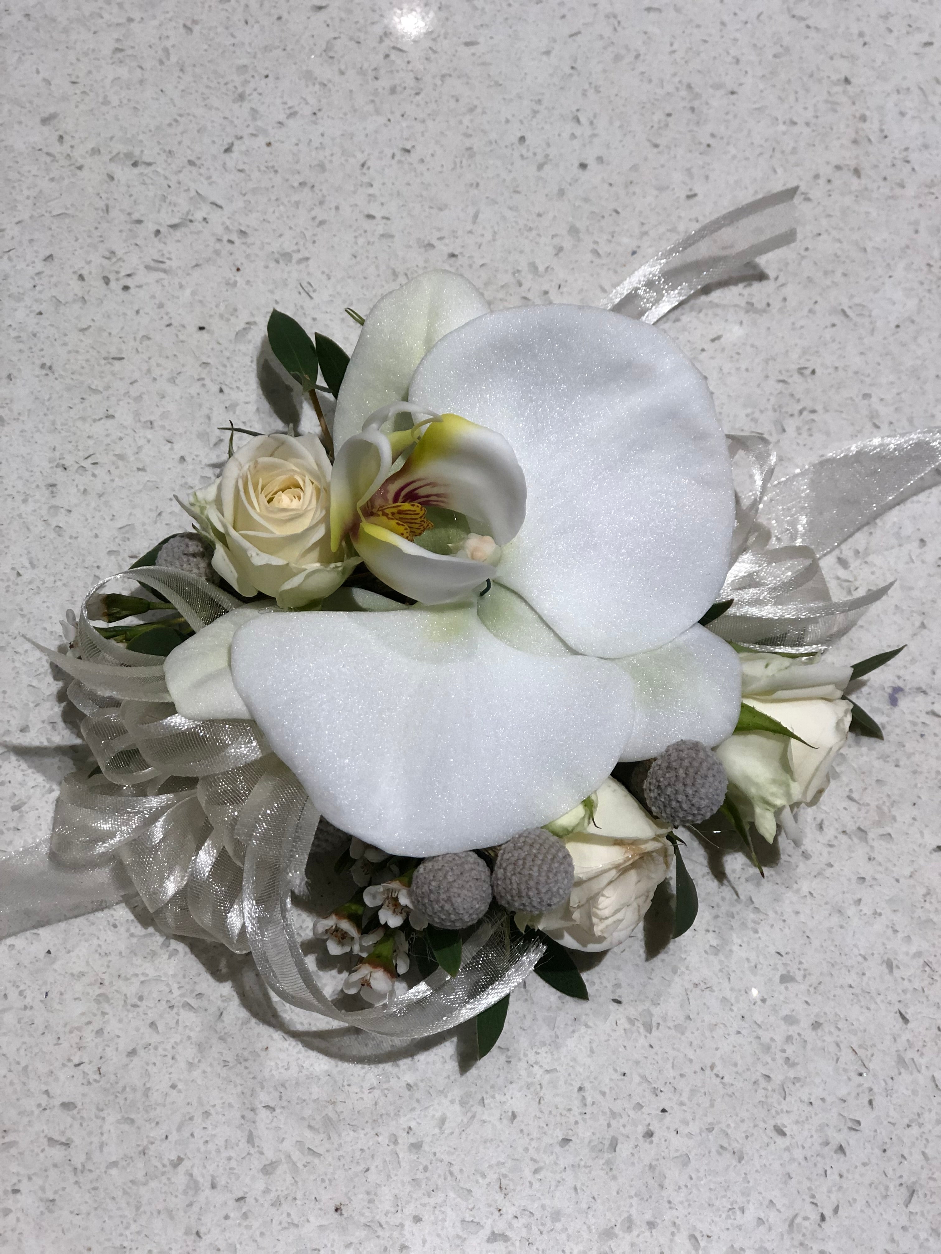 White Corsage | Flower Delivery Toronto | Flower Shop Toronto