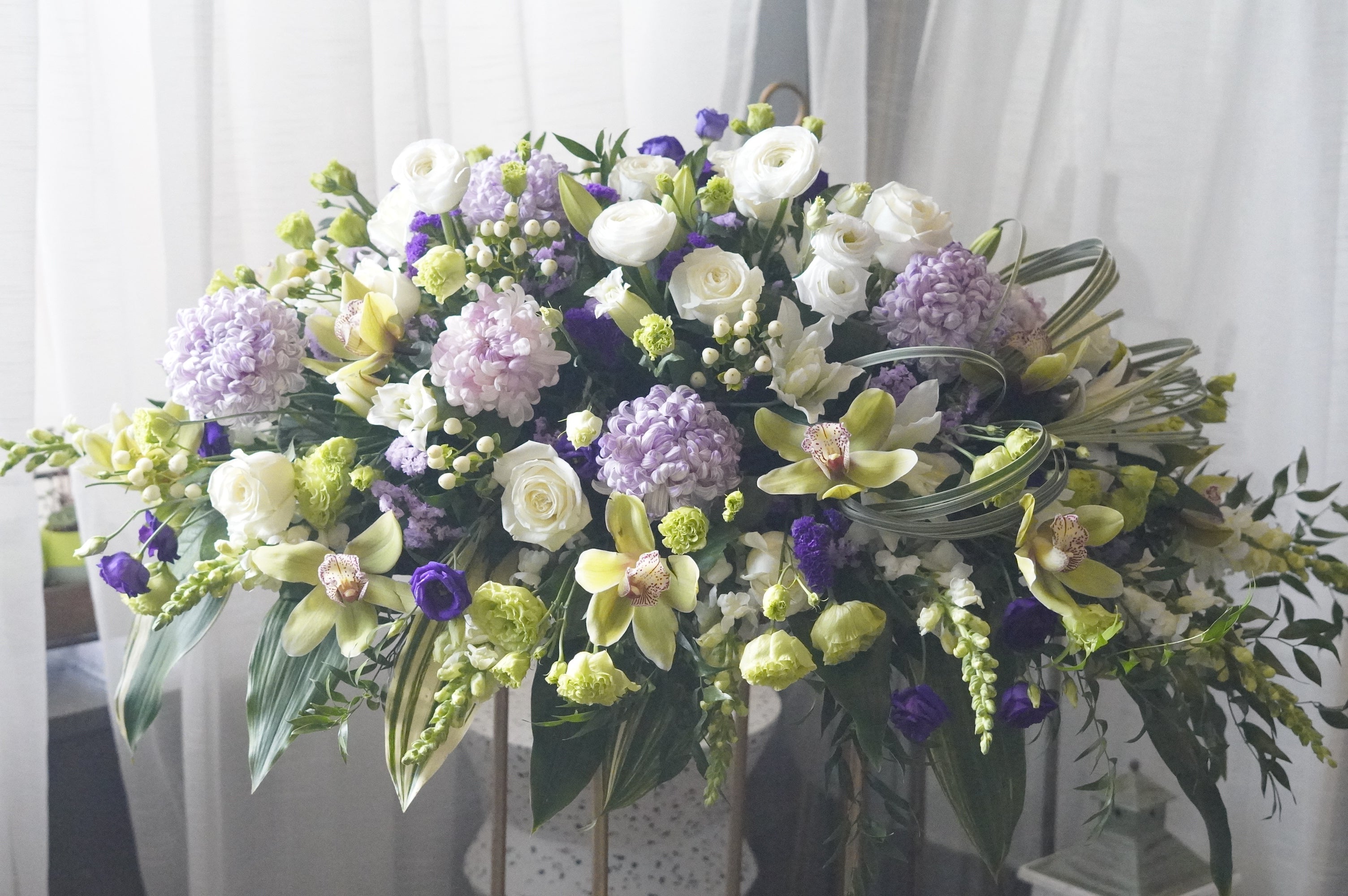 casket spray,Funeral & Sympathy Flowers Toronto