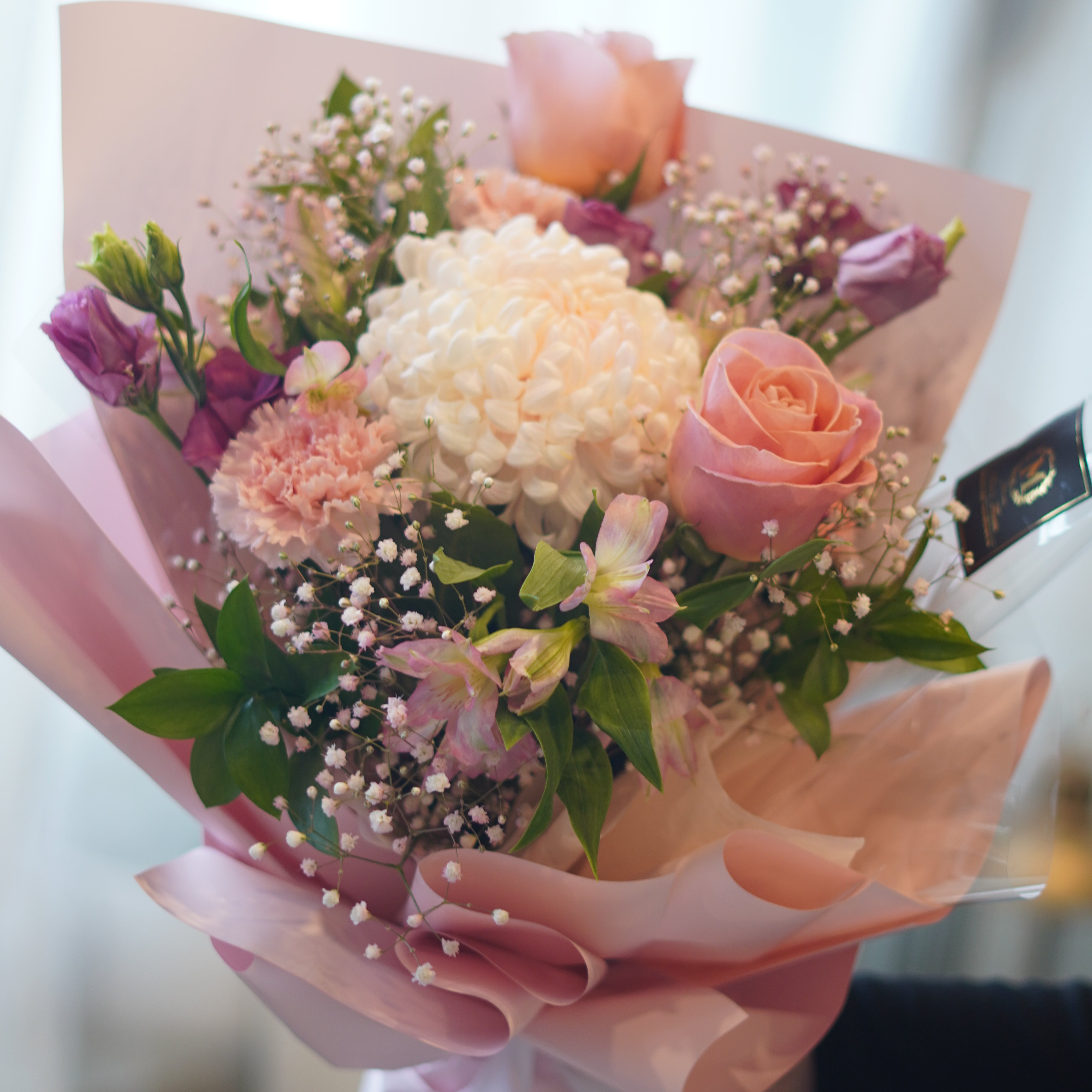 Front view of a fresh flower bouquet – Toronto flower delivery by Moon’s Flowers