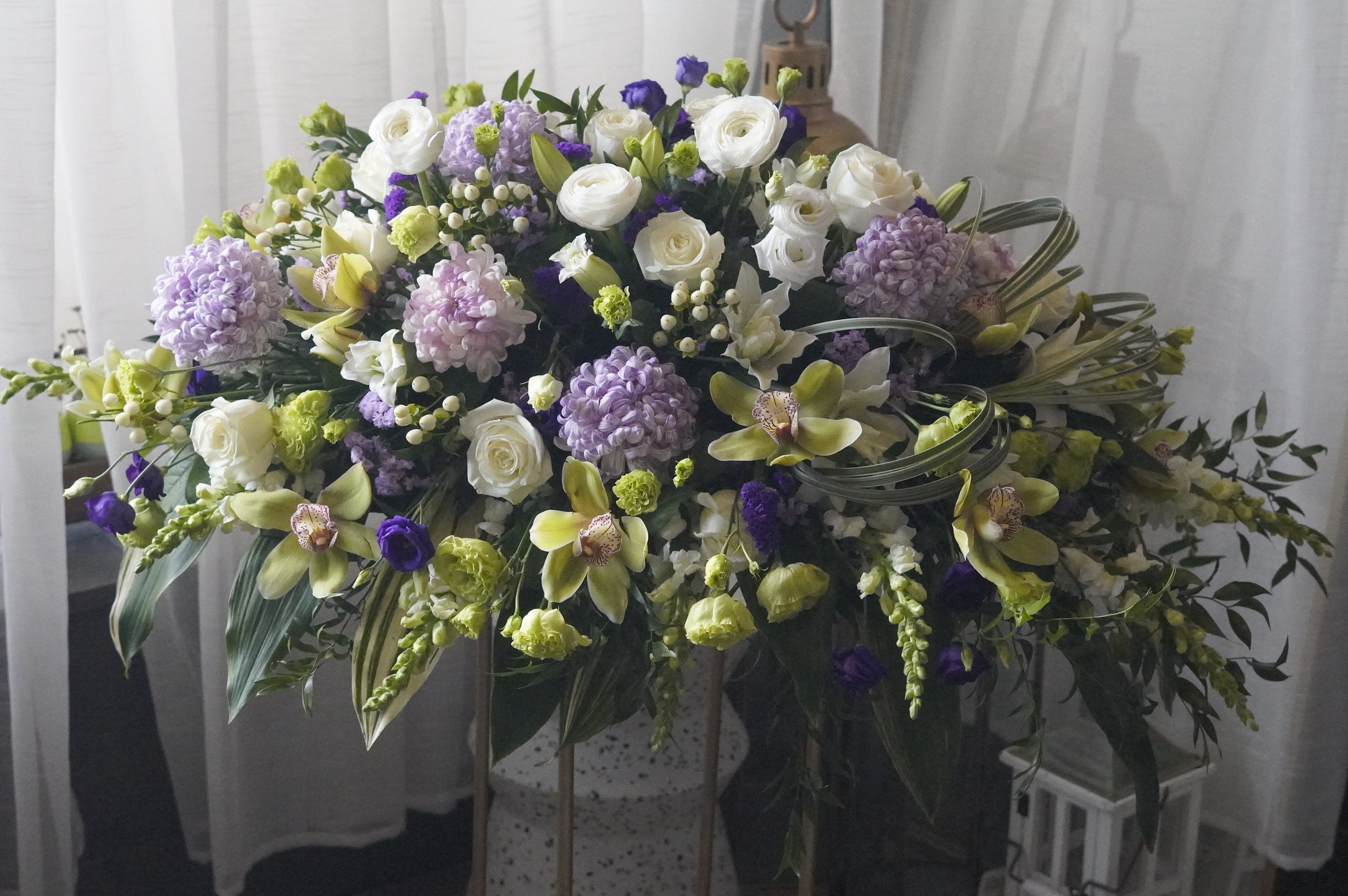 casket spray,Funeral & Sympathy Flowers Toronto