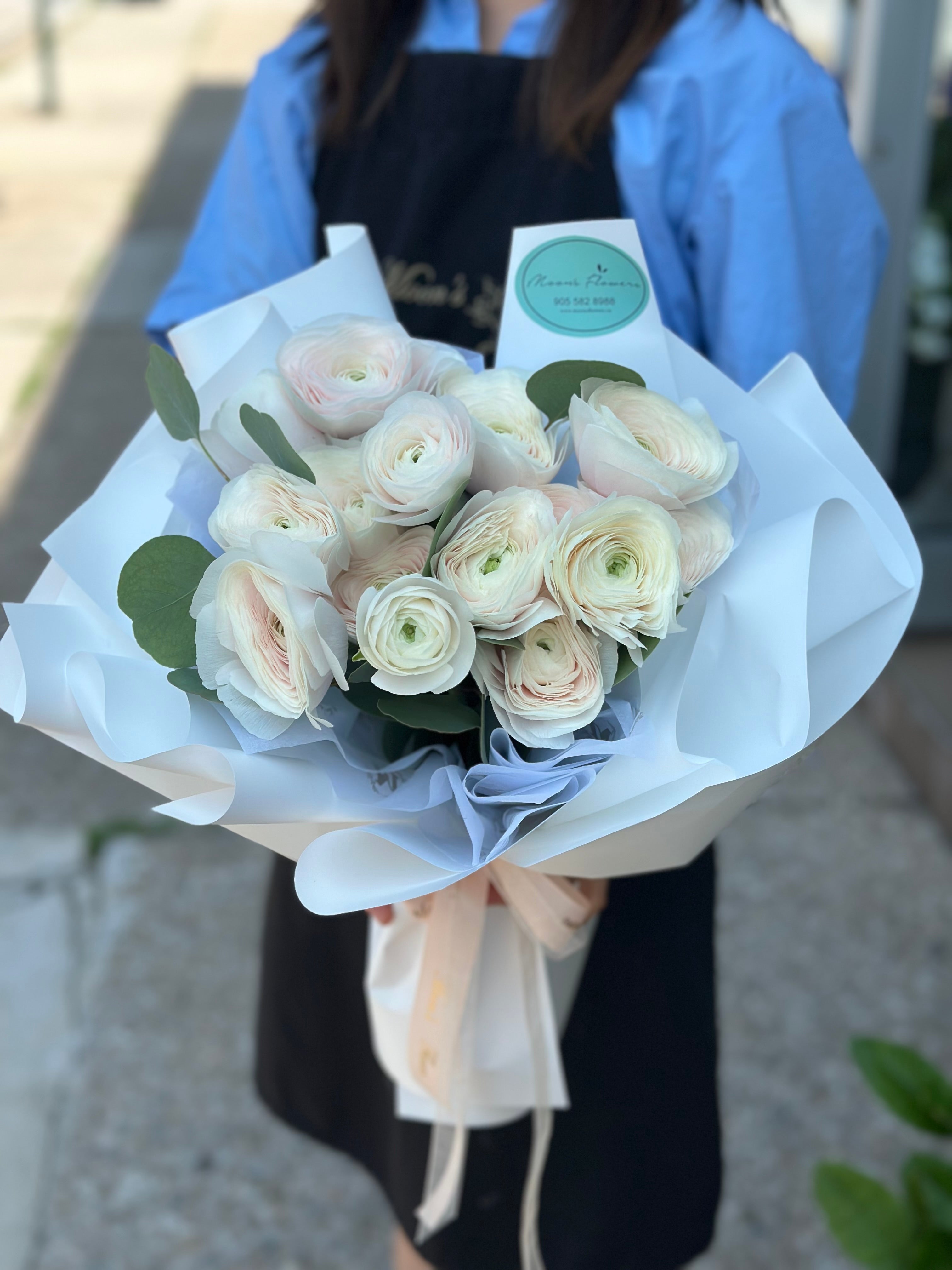 Valentine's Day-Ranunculus Bouquet