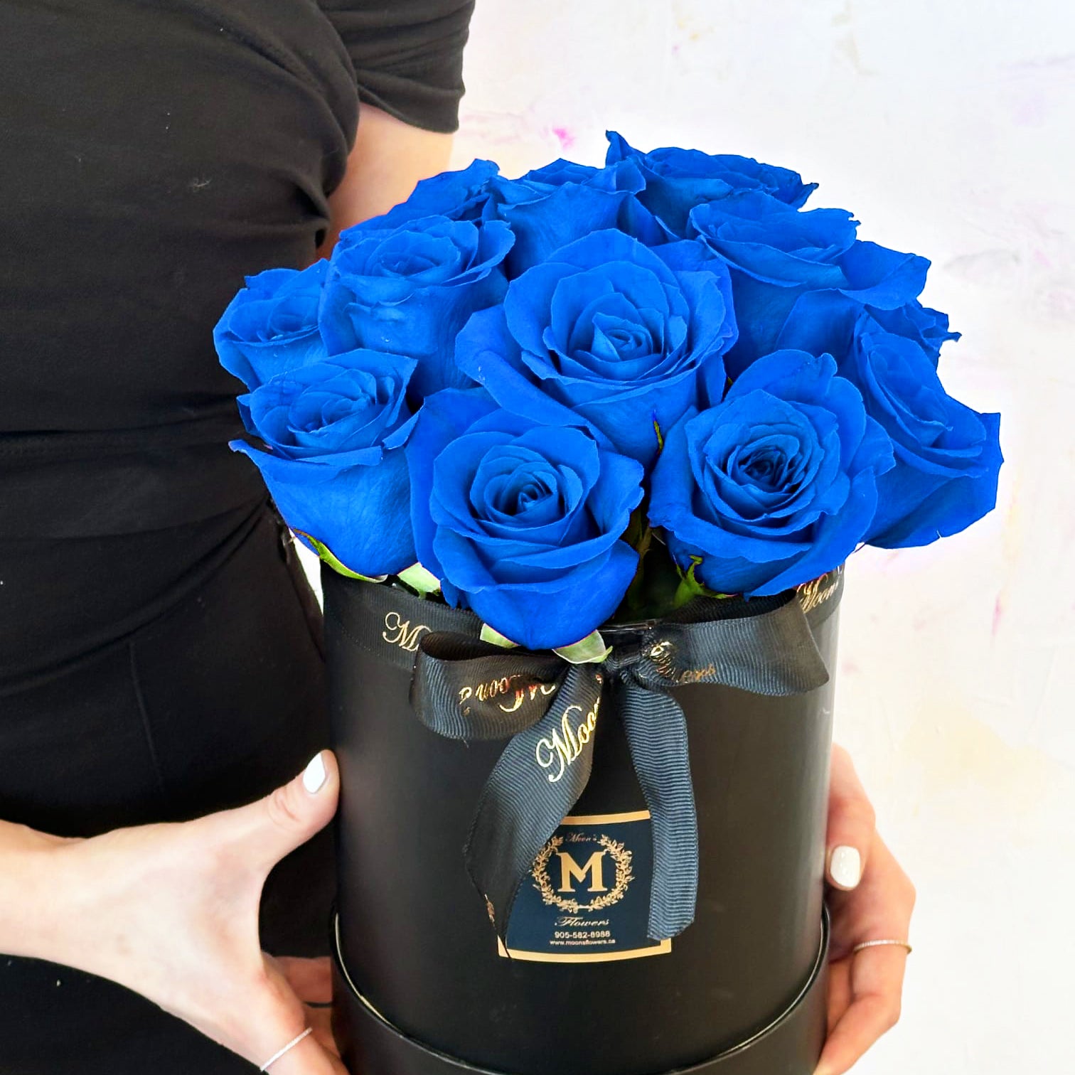 Romantic blue 15 roses box
