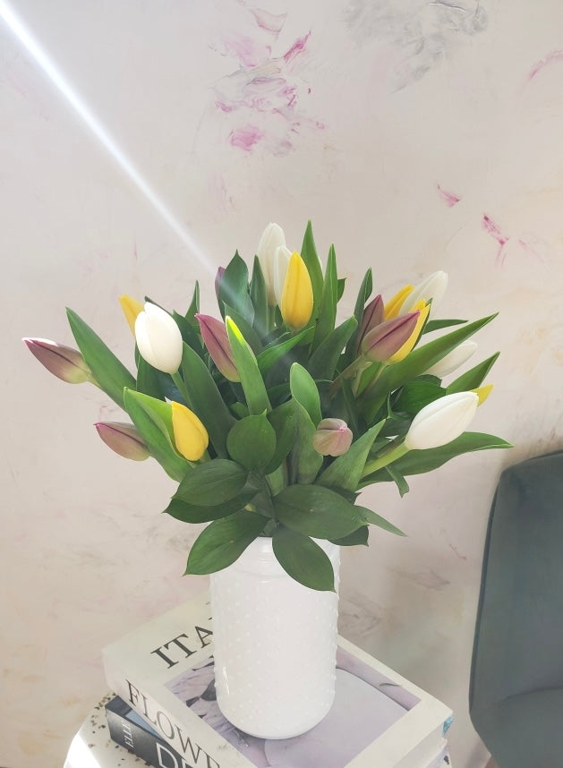 20 Tulips in Basket