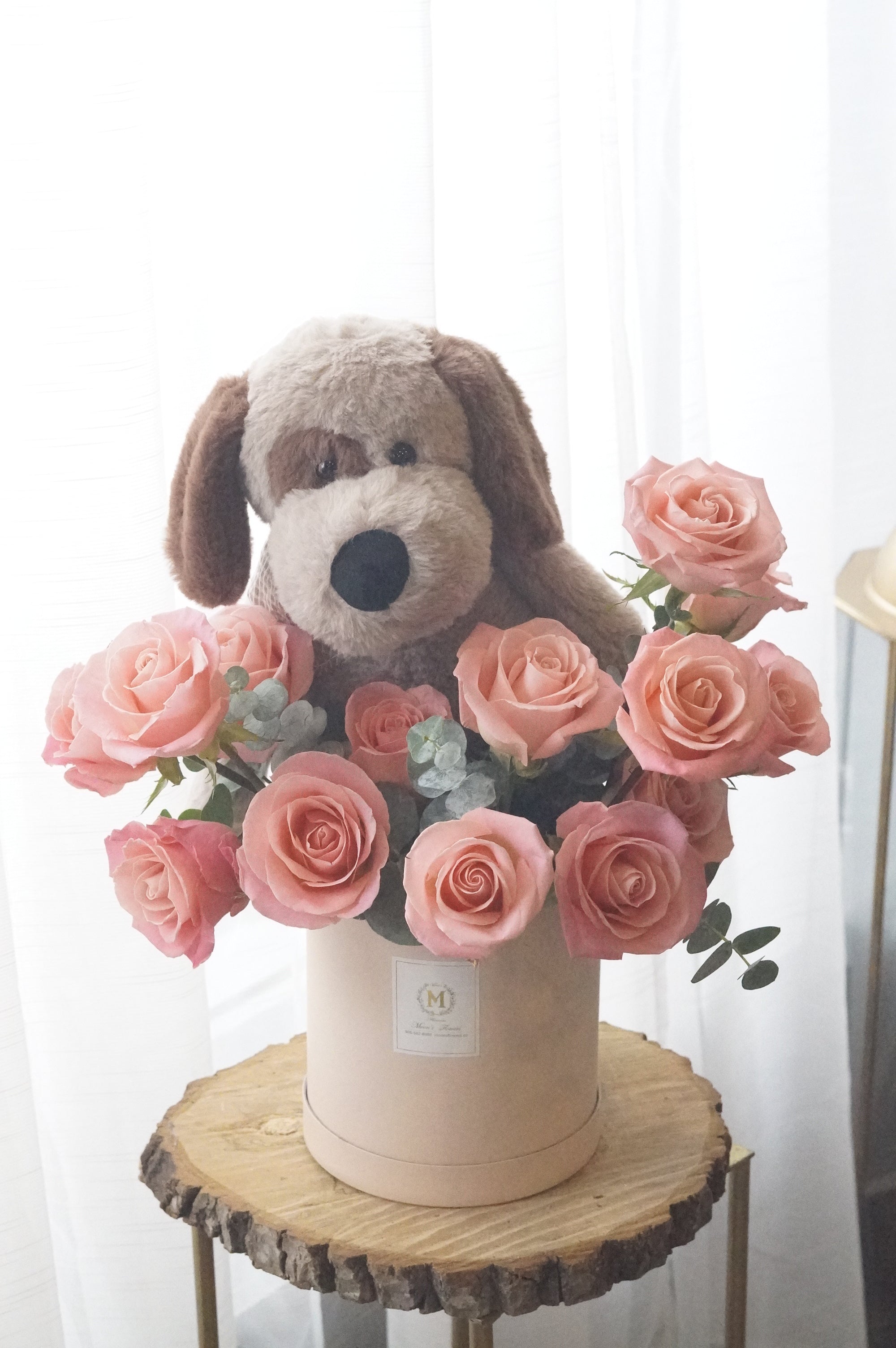 Valentine's Day - 15 Pink Roses with Andy