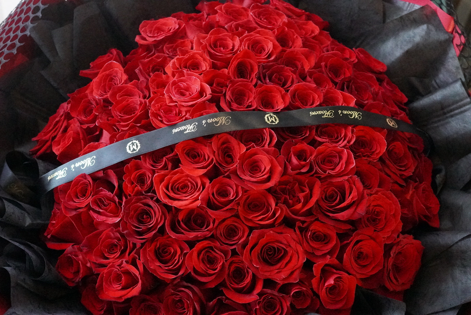 Valentine's Day - 100 Roses Bouquet