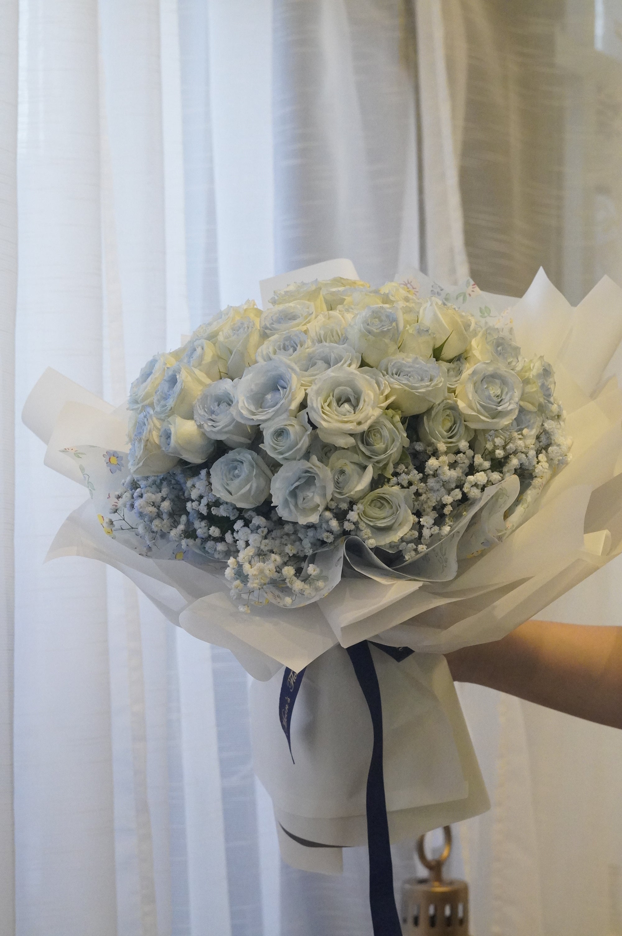 Blue Sprayed Roses Spray Roses Bouquet | Flower Delivery Toronto | Flower Shop Toronto ...
