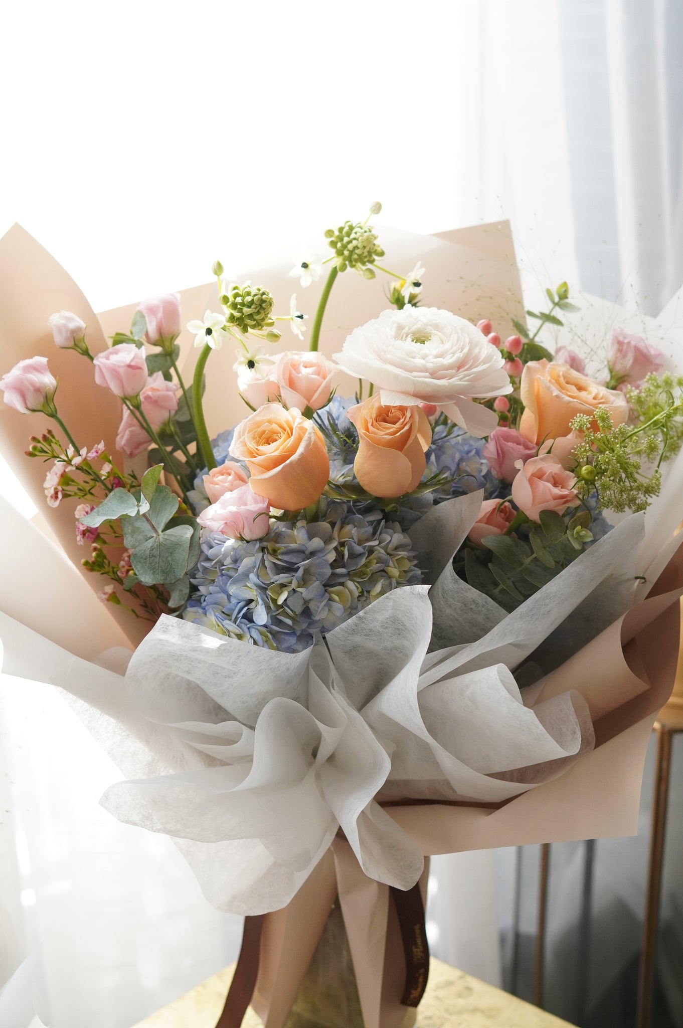 Golden Hour | Flower Delivery Toronto | Flower Shop Toronto 