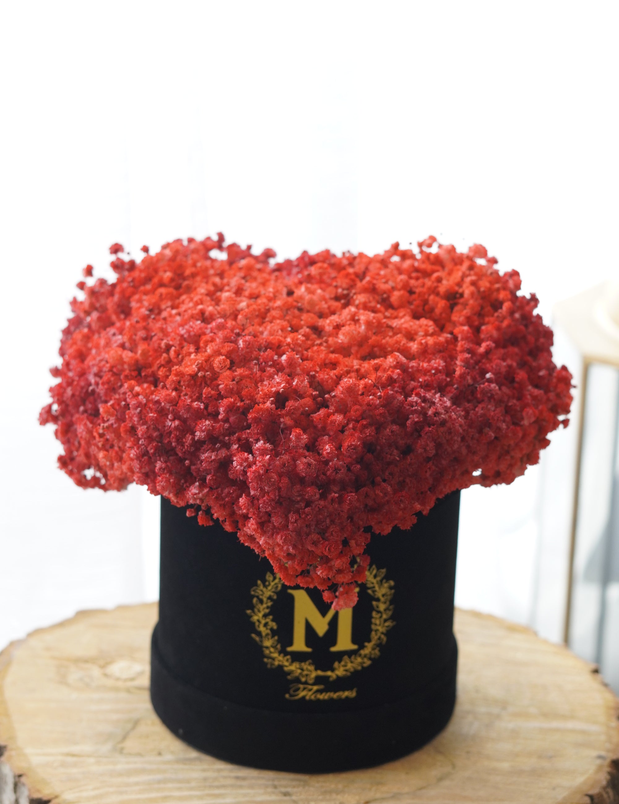 Front view of the arrangement-Black Velvet box