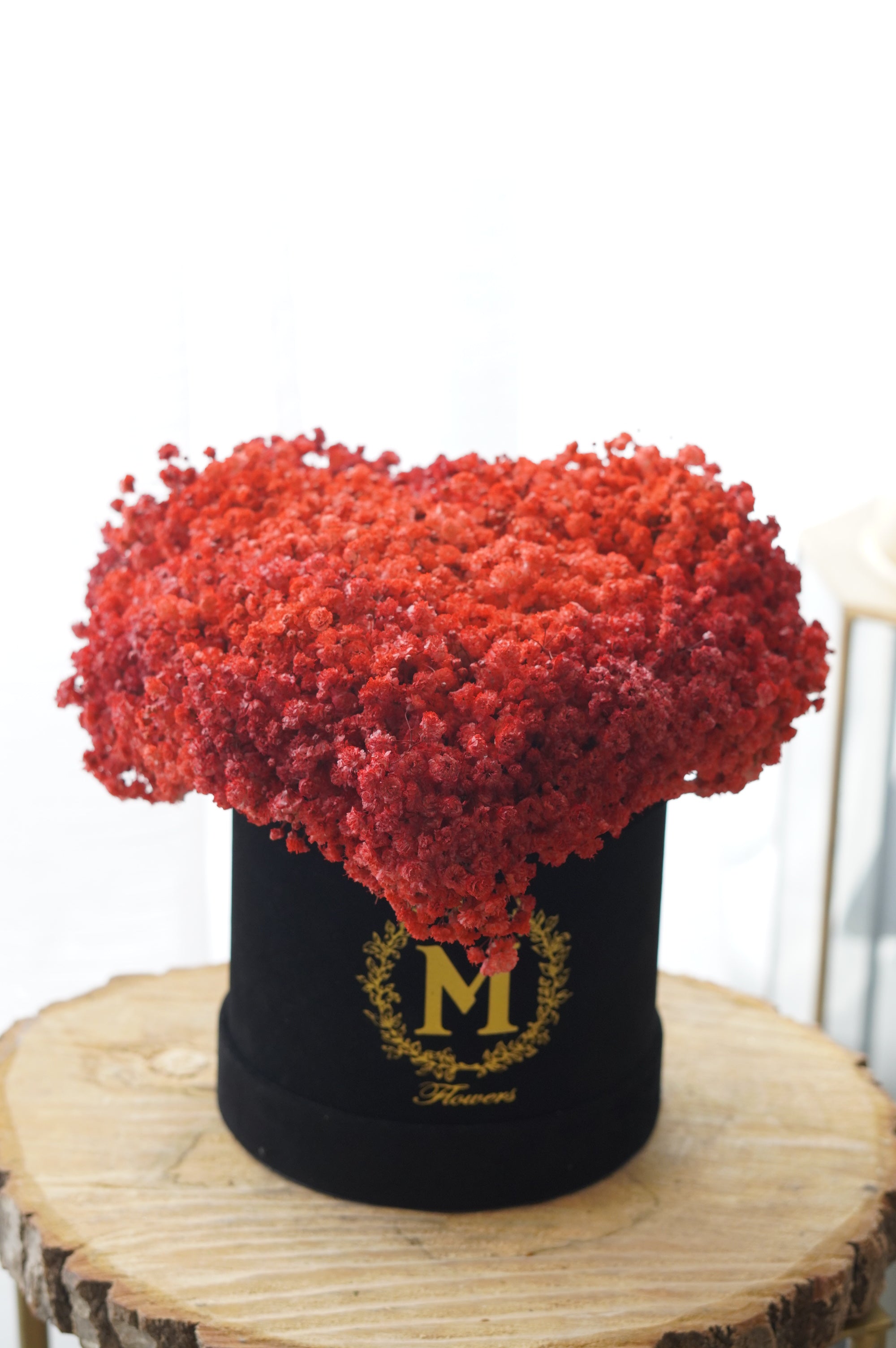 Front view of the arrangement-Black Velvet box