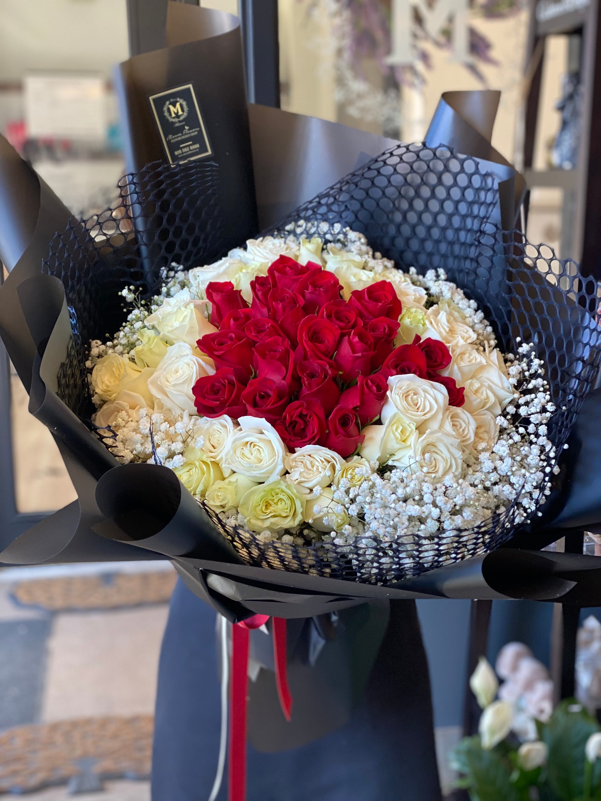 Stand Flower Delivery Toronto Same Day Delivery Moon’s Flowers