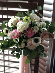 blush white bridal bouquet ranunculus roses anemone garden style wedding flowers Toronto Moon’s Flowers