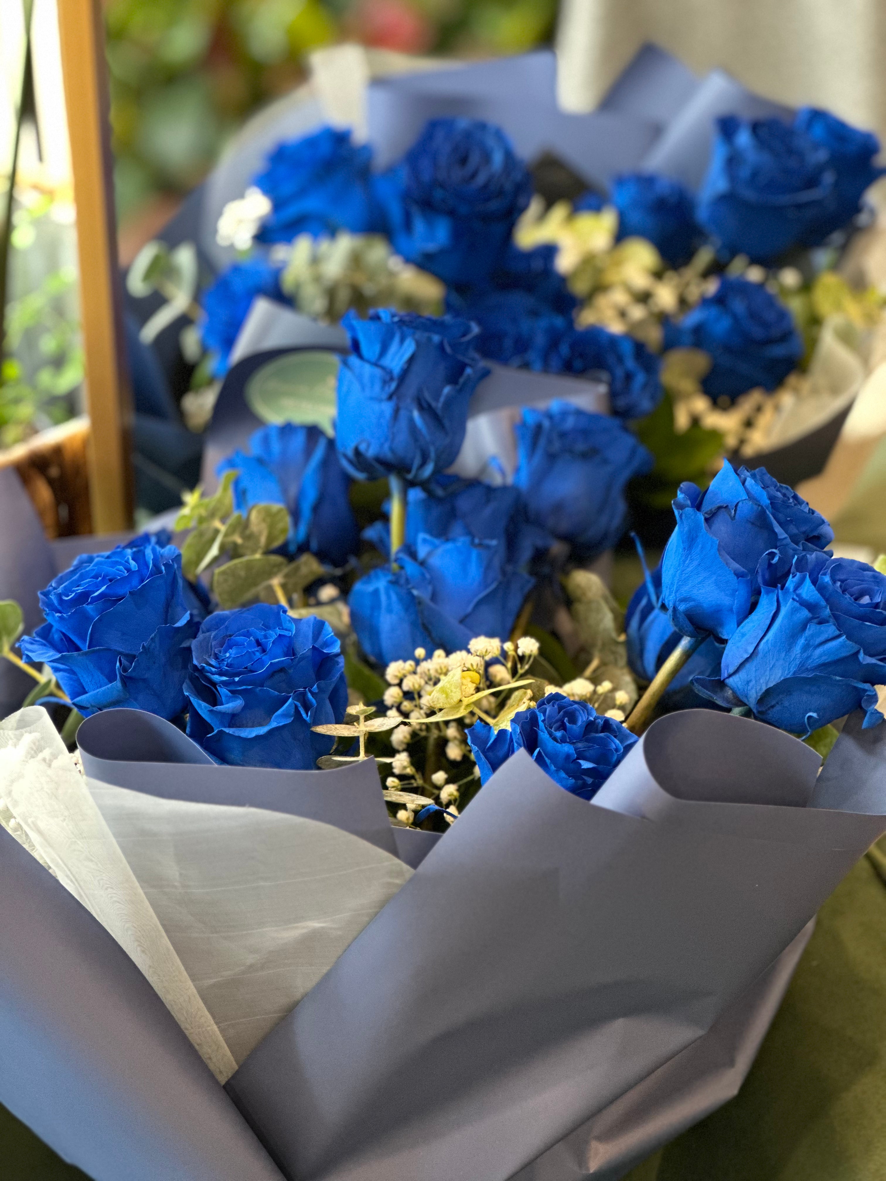 Valentine's Day - Classic Blue Rose Dozen Bouquet