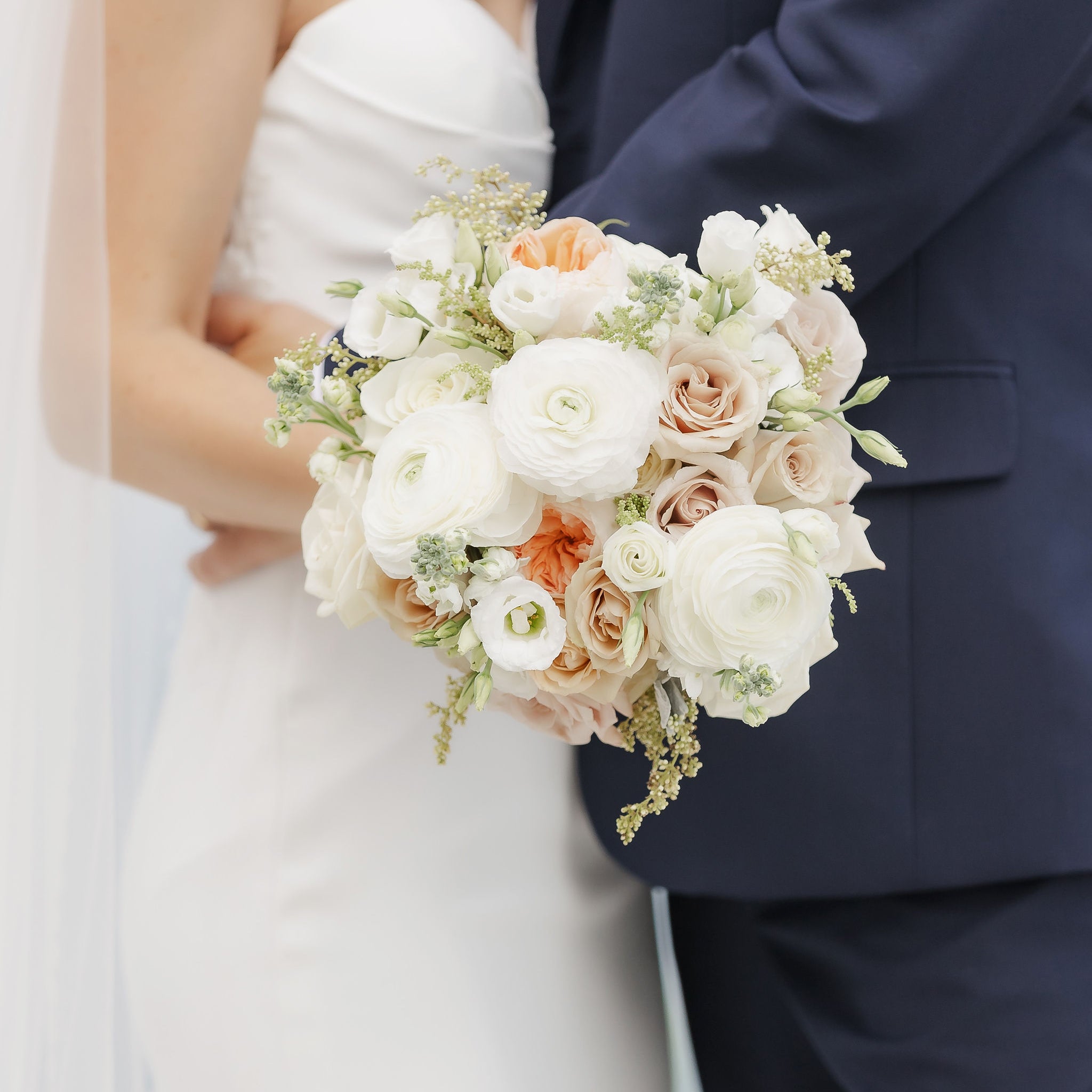 white champagne bridal bouquet ranunculus roses neutral elegant wedding flowers Toronto Moon’s Flowers