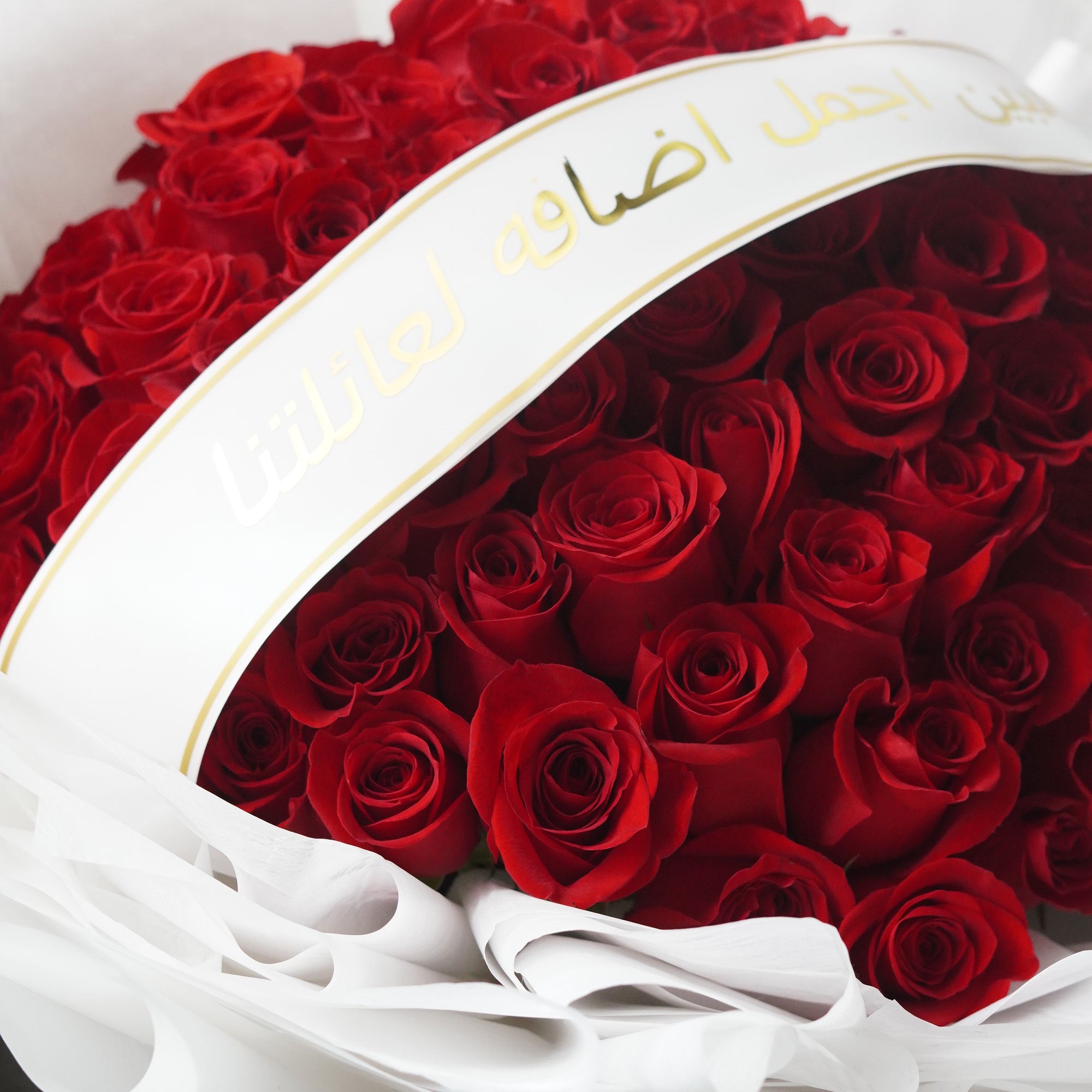 100 red roses