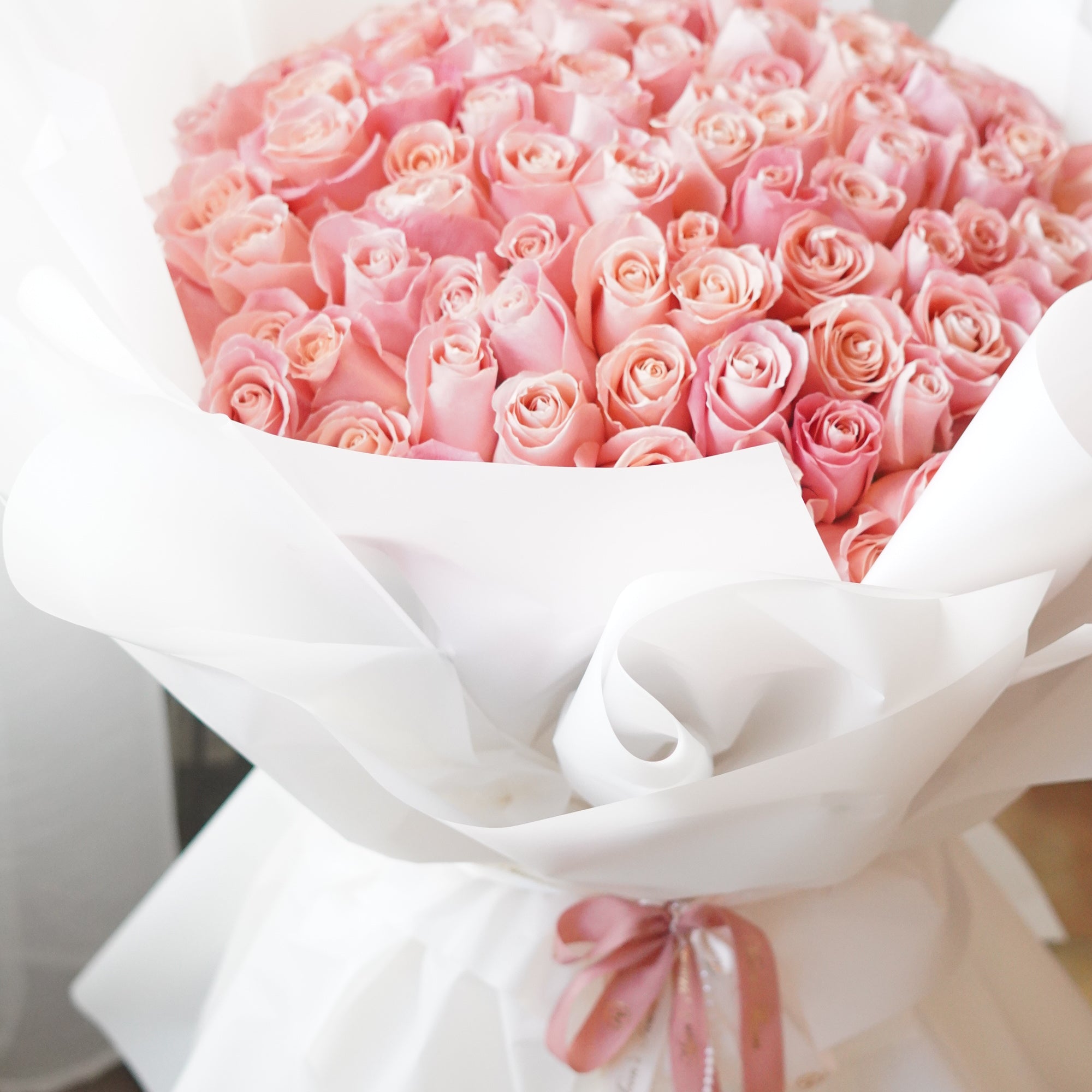 Valentine's Day - 100 Roses Bouquet