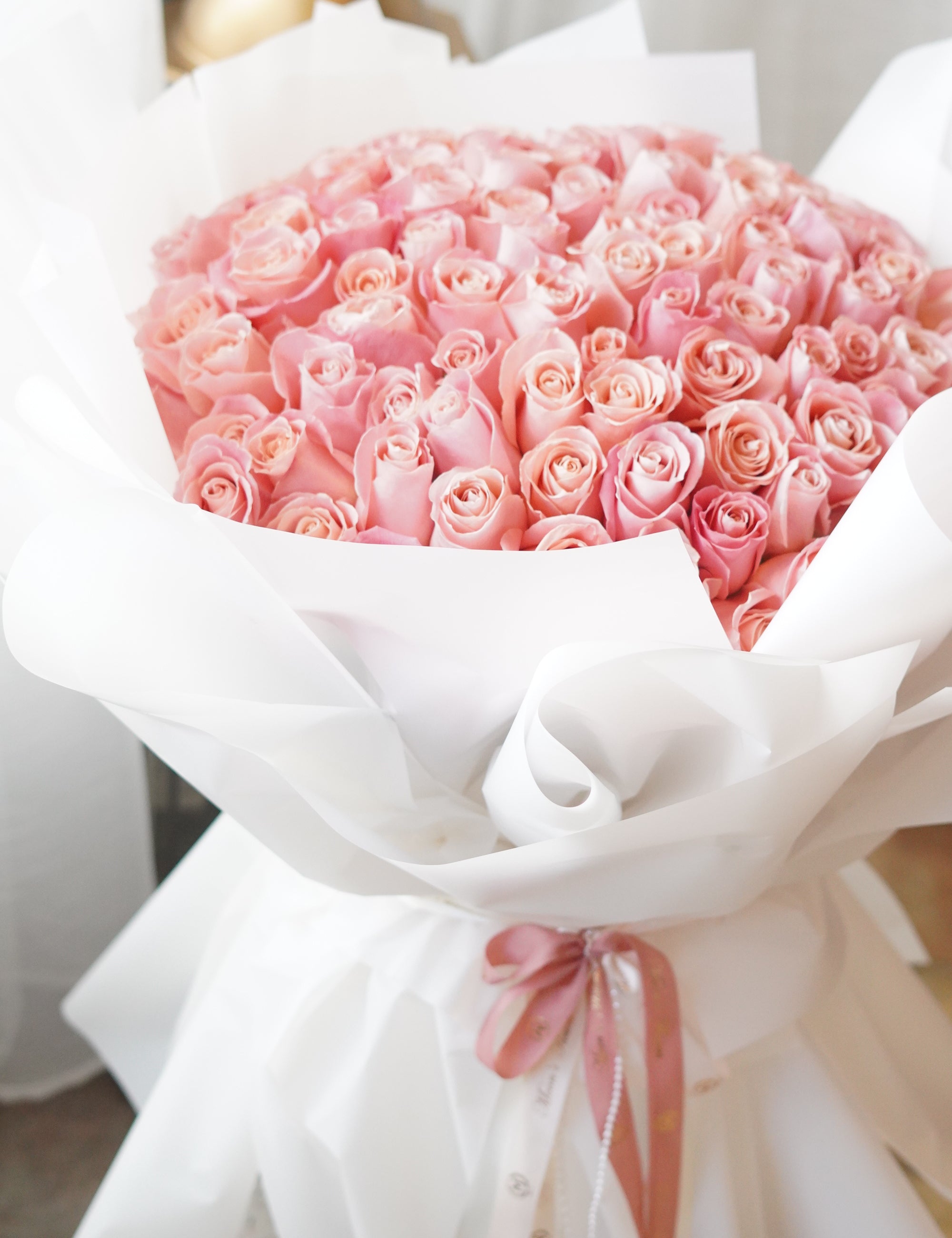 Valentine's Day - 100 Roses Bouquet