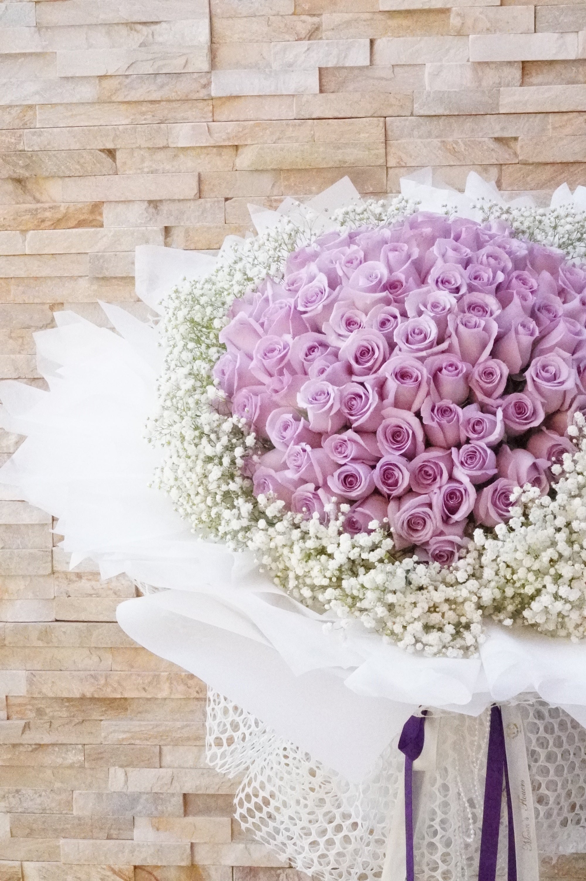 100 Lavender roses