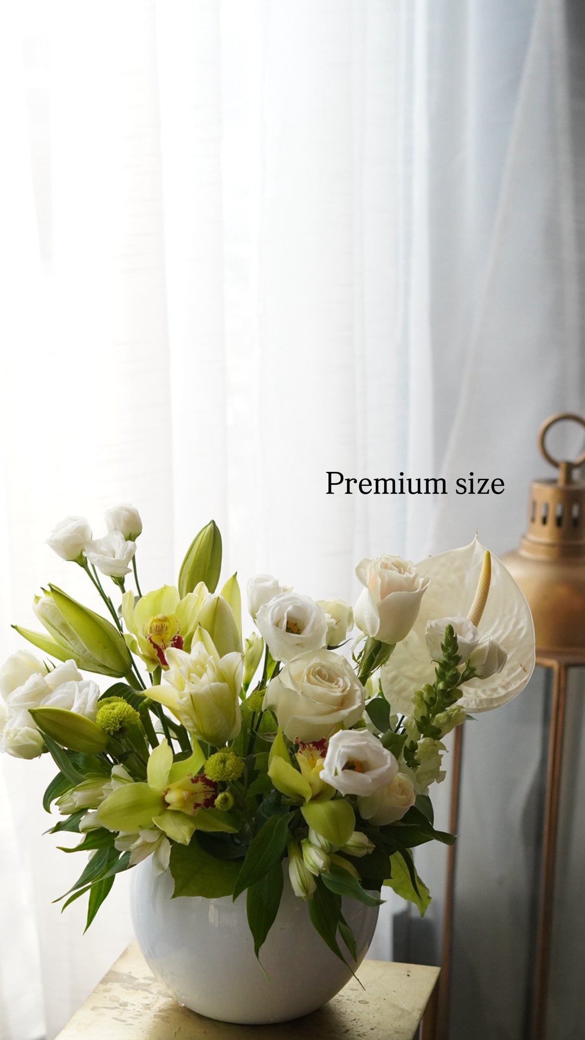 평화로운 꽃꽂이 냄비