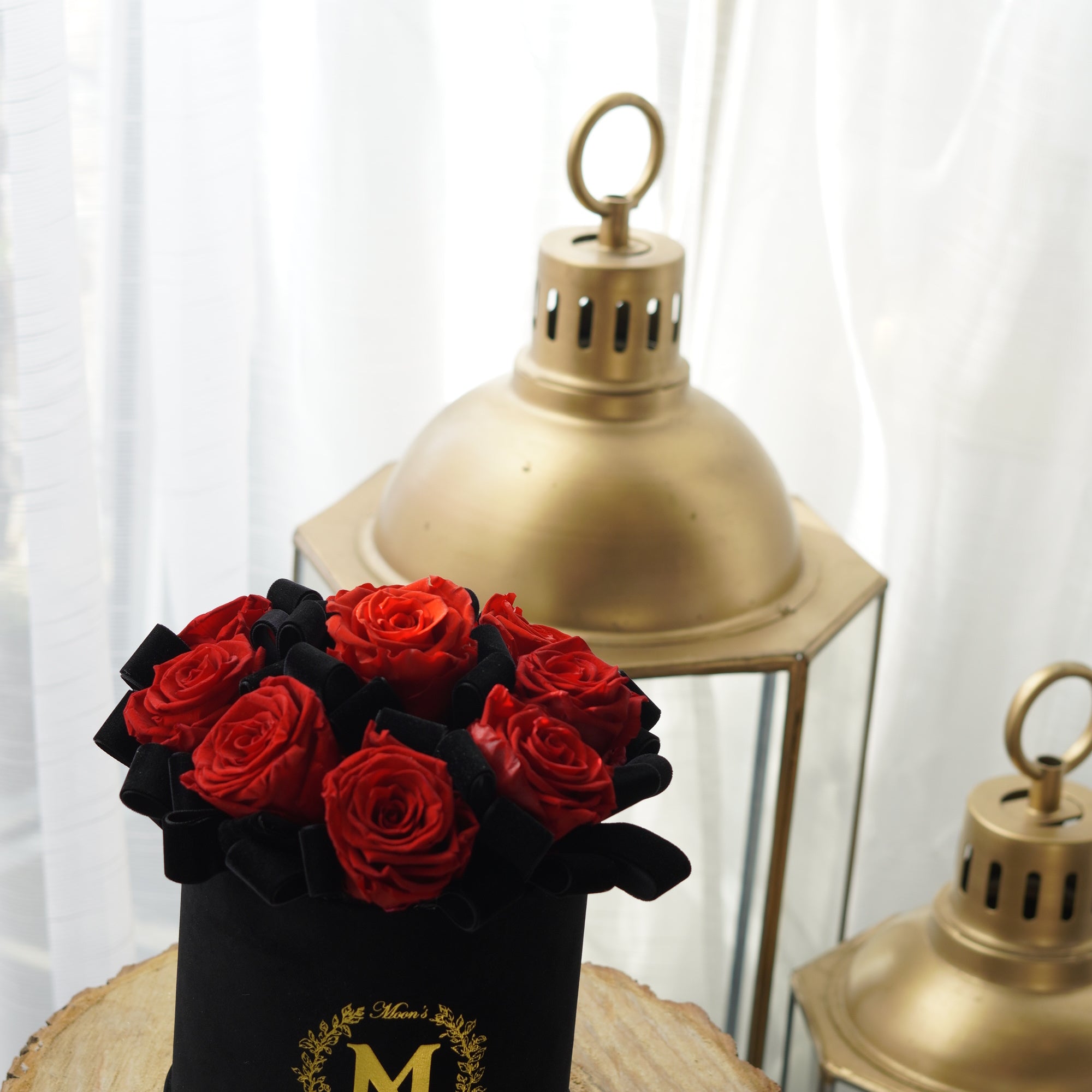 Preserved_Rose_in_Velvet_Box_-_9_secondary.jpg