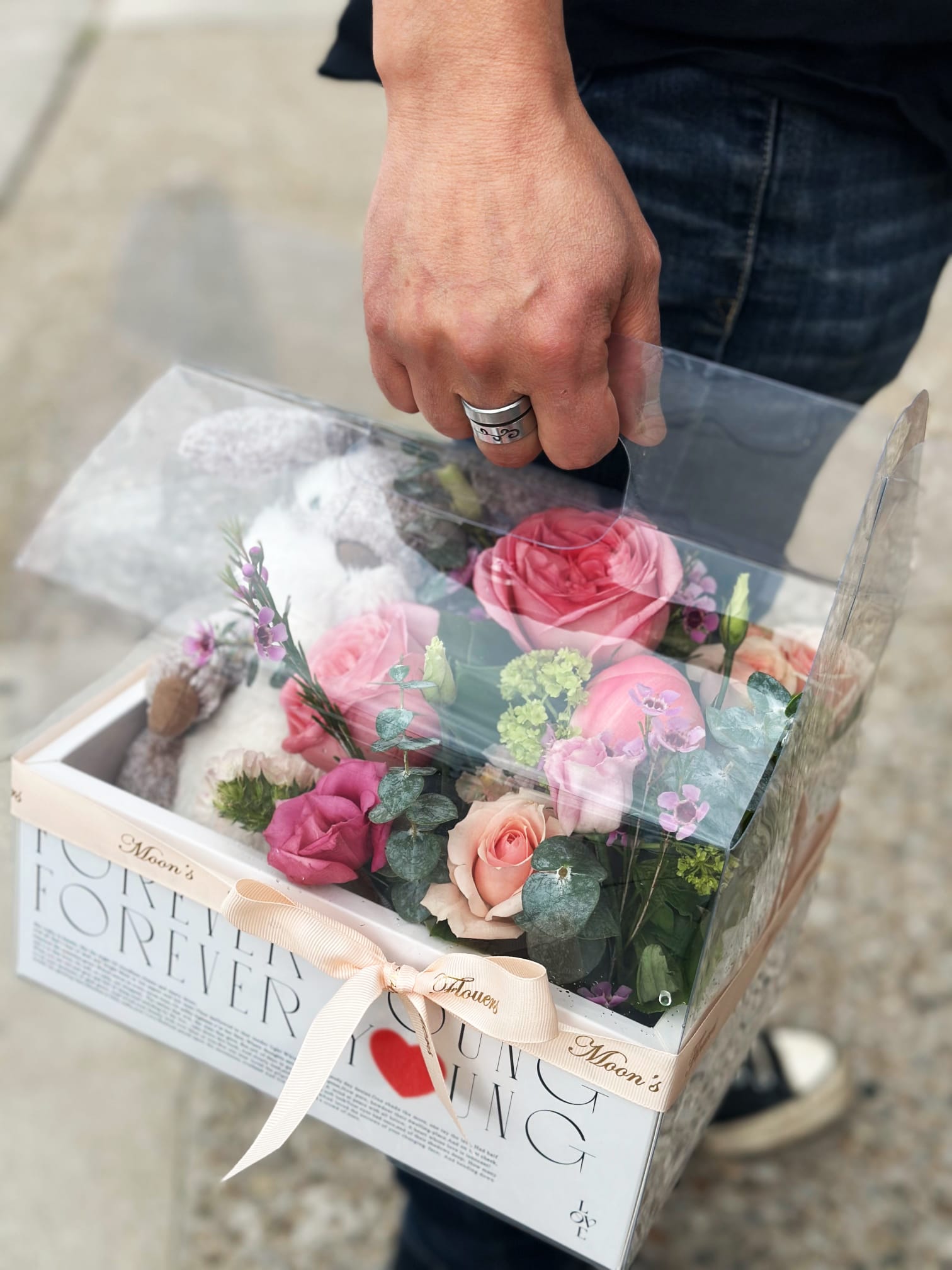 Mother's Day - Rose Flower Gift Box ( Jellycat NOT included )