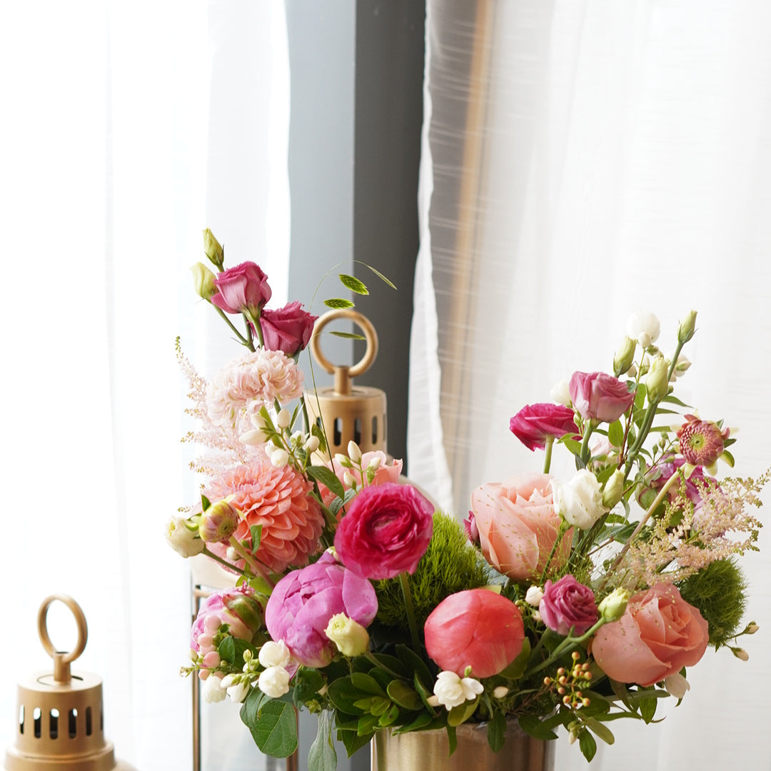 Rustic_Arrangement_flowers.jpg
