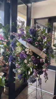 Funeral & Sympathy Flowers Standing Spray