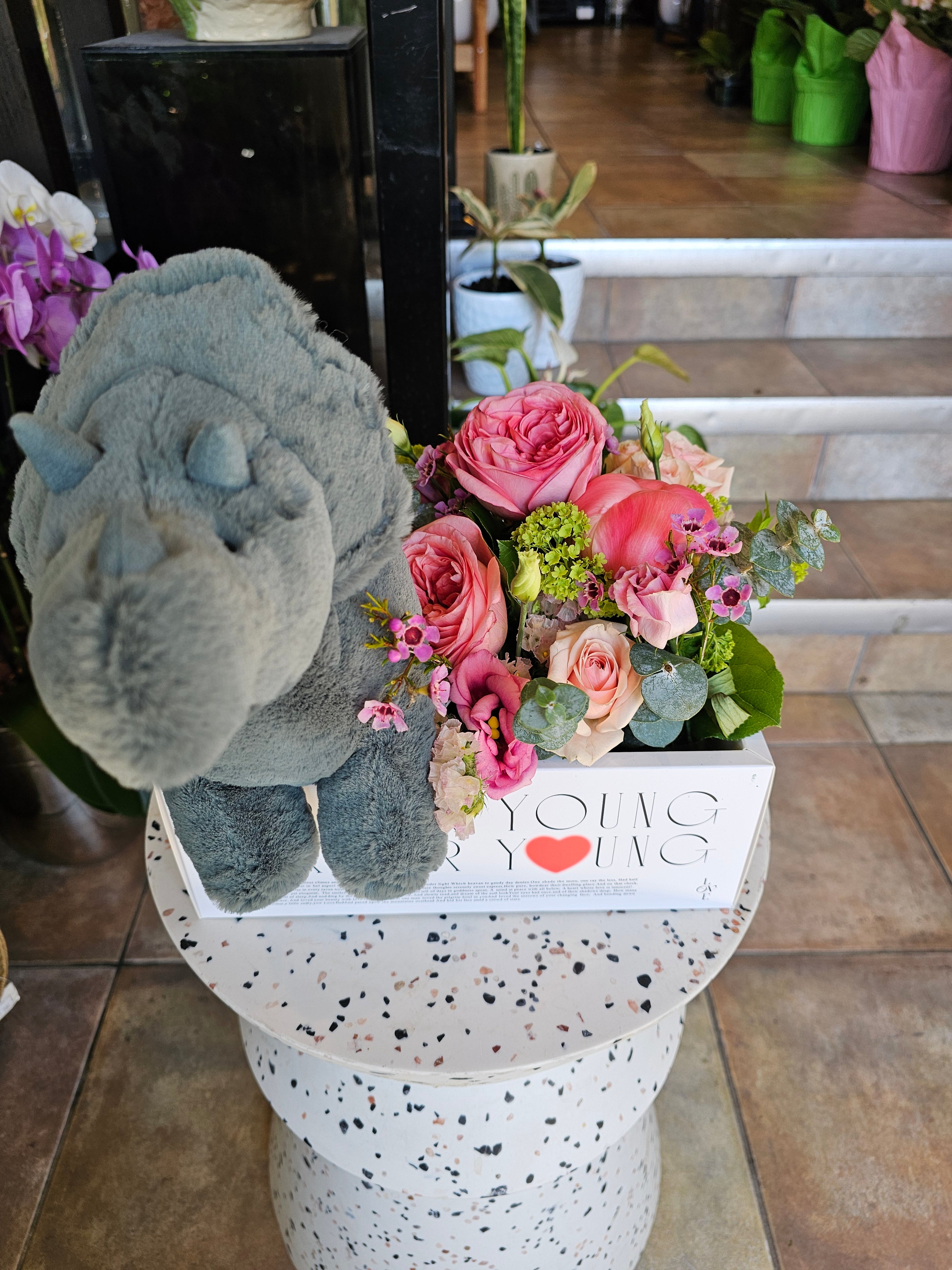 ジェリーキャット ローズ花　Rose Bouquet Discover the Jellycat Amuseable Rose Bouquet 🌹 | TikTok