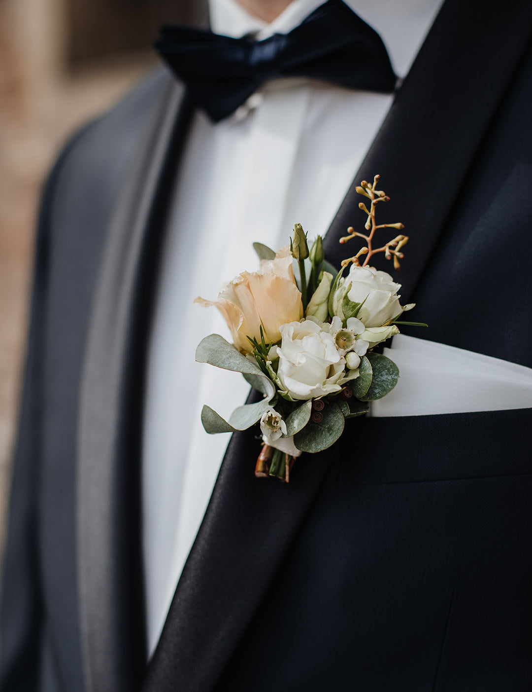 rusticboutonniere.jpg