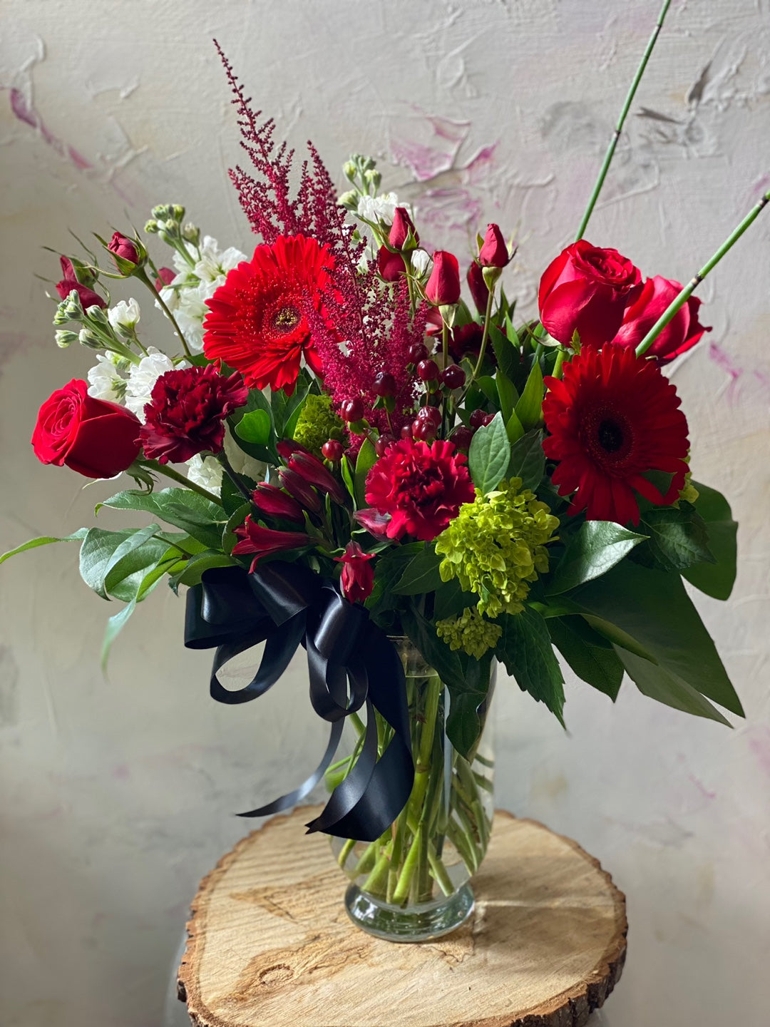Red arrangement